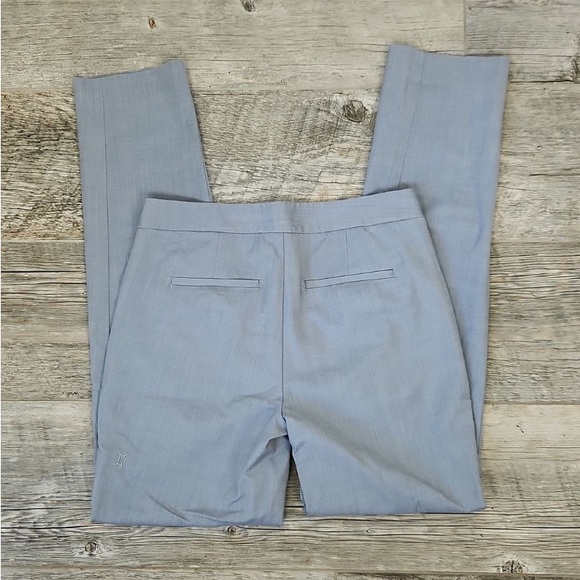 Kit and Ace Light blue Dress Pants
Size: 2
Side zip XLNT CONDITION - Picture 5 of 8